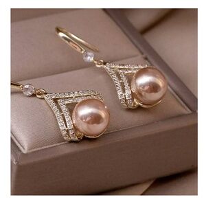 Pearl Stud Fashion‎ Geometric Alloy Rhinestone Earrings